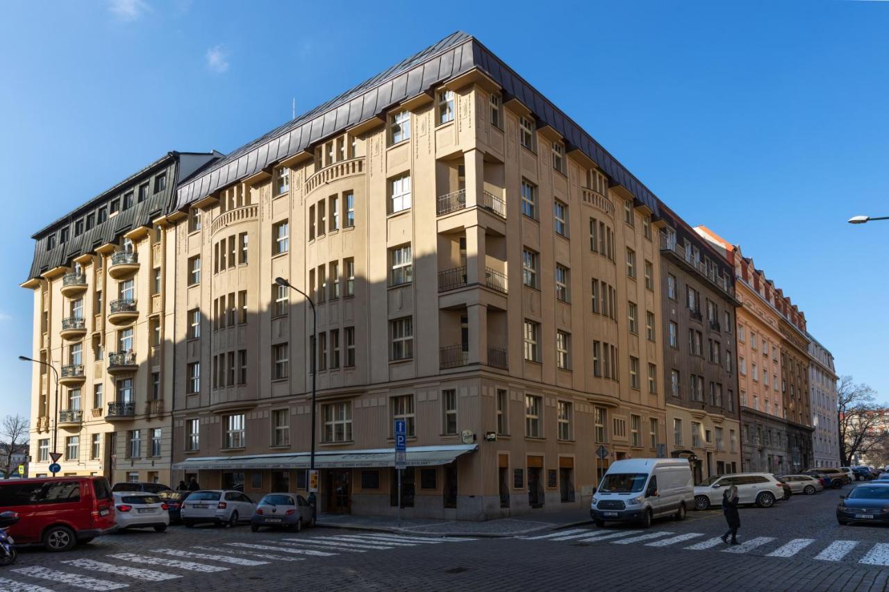 Riverside Spirit Prag Exterior foto
