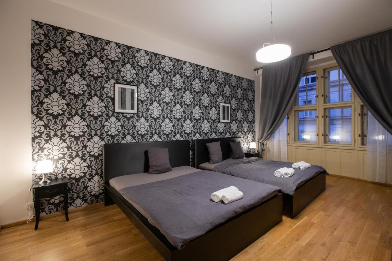 Riverside Spirit Prag Exterior foto