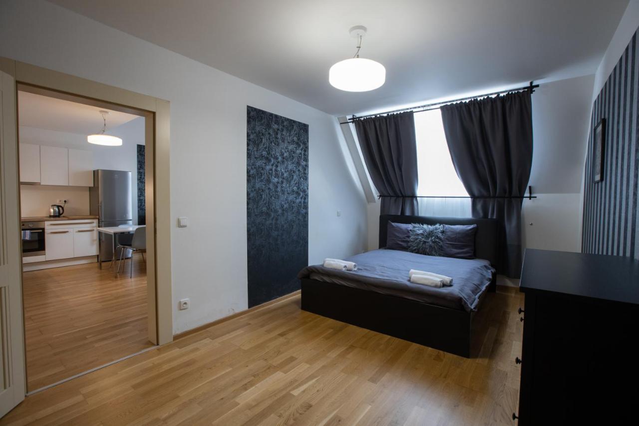 Riverside Spirit Prag Exterior foto