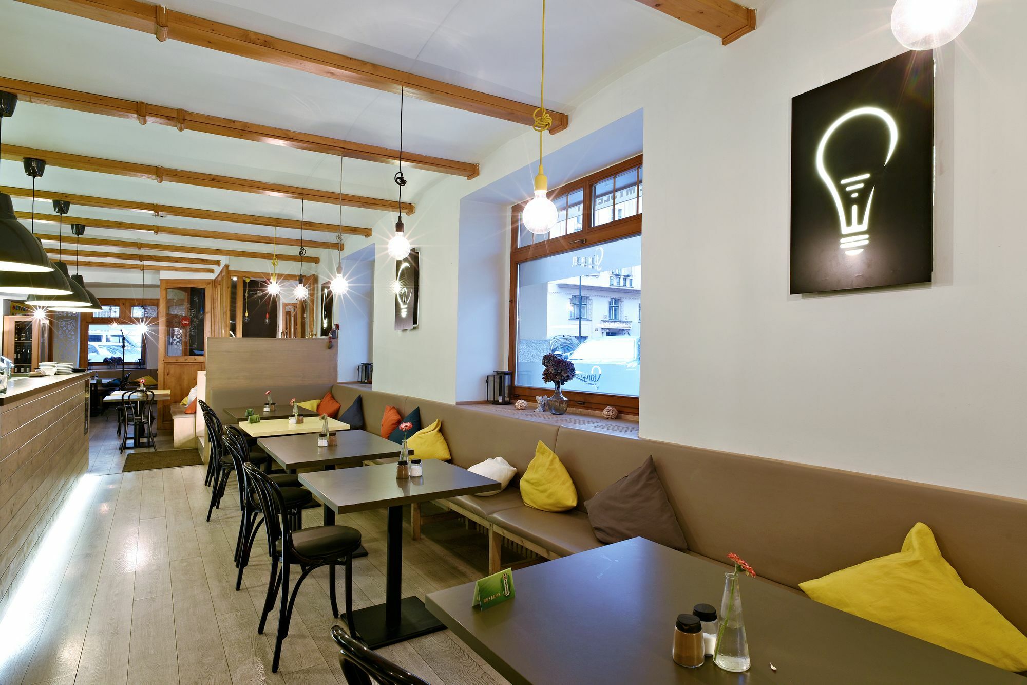 Riverside Spirit Prag Exterior foto