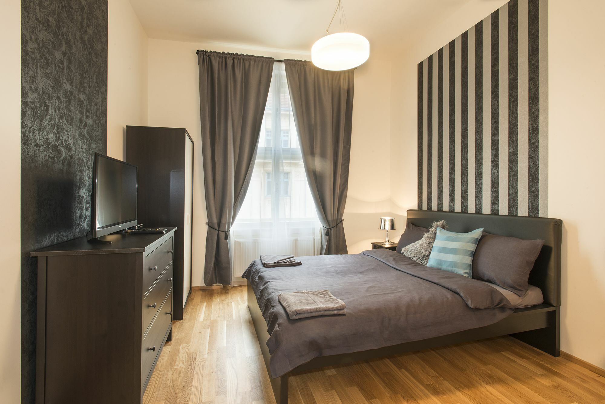 Riverside Spirit Prag Exterior foto
